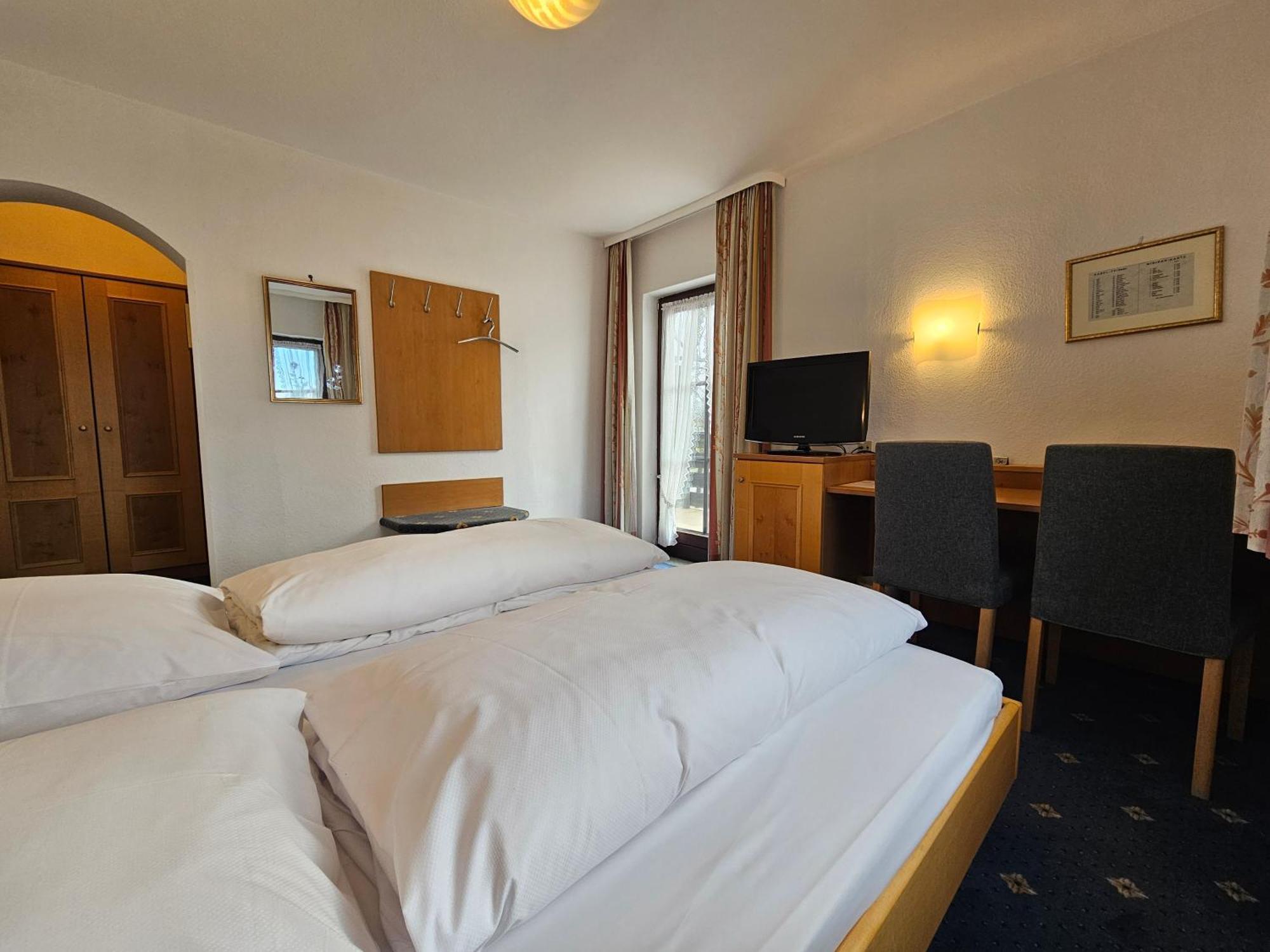 Arrivel Am Bergson - Bisher Hotel Neuner Мюнхен Экстерьер фото