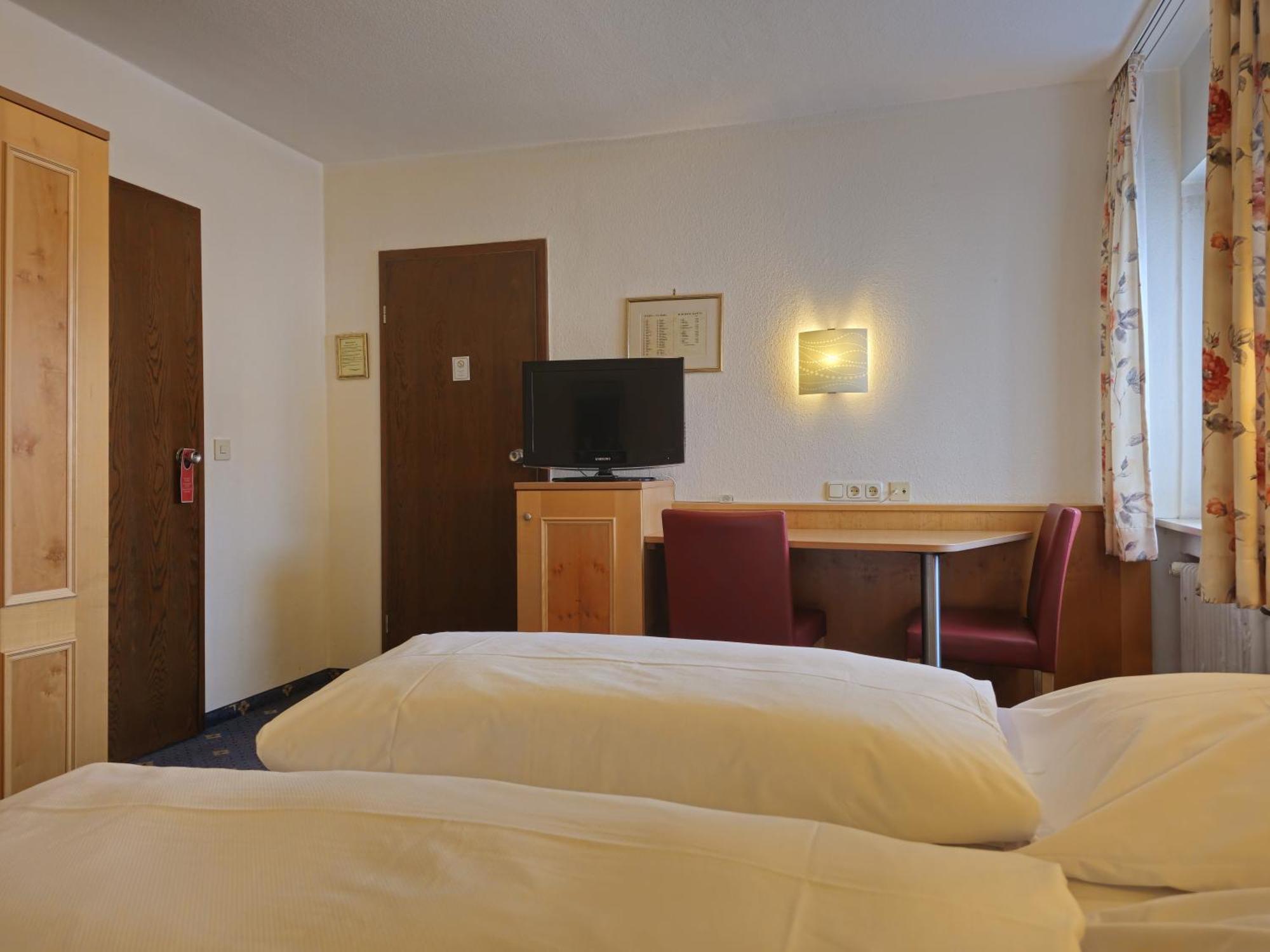 Arrivel Am Bergson - Bisher Hotel Neuner Мюнхен Экстерьер фото