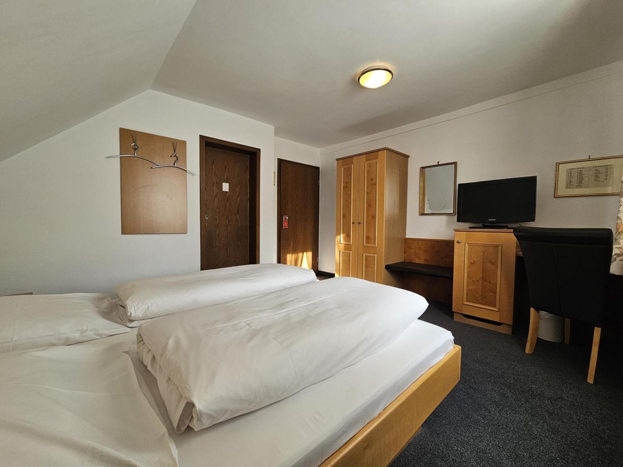 Arrivel Am Bergson - Bisher Hotel Neuner Мюнхен Экстерьер фото