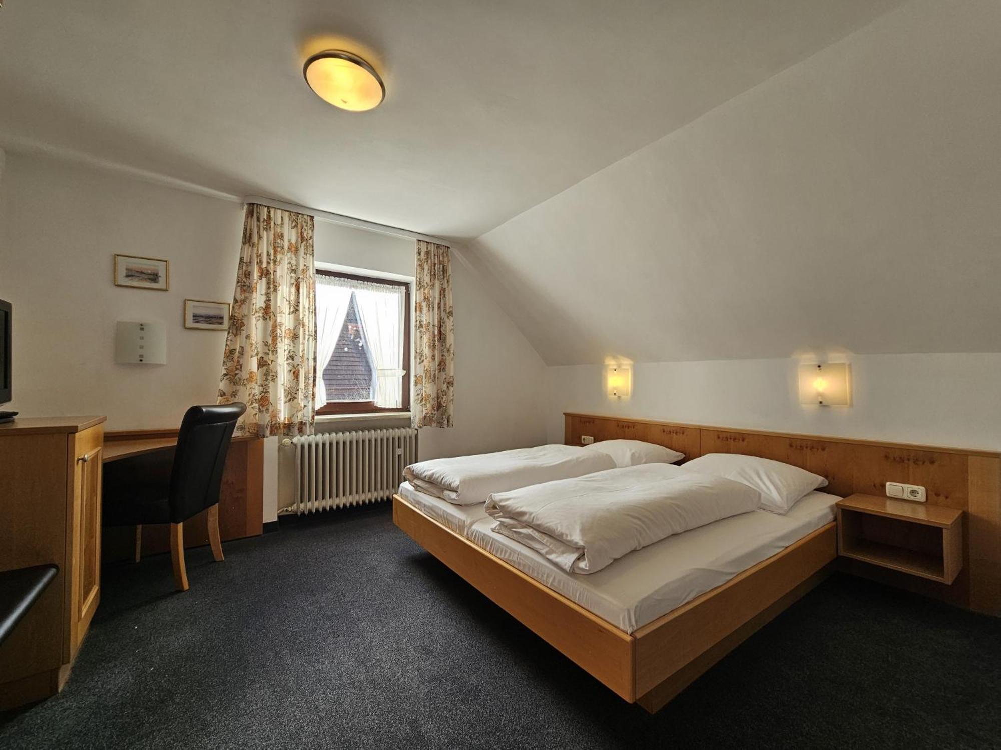 Arrivel Am Bergson - Bisher Hotel Neuner Мюнхен Экстерьер фото