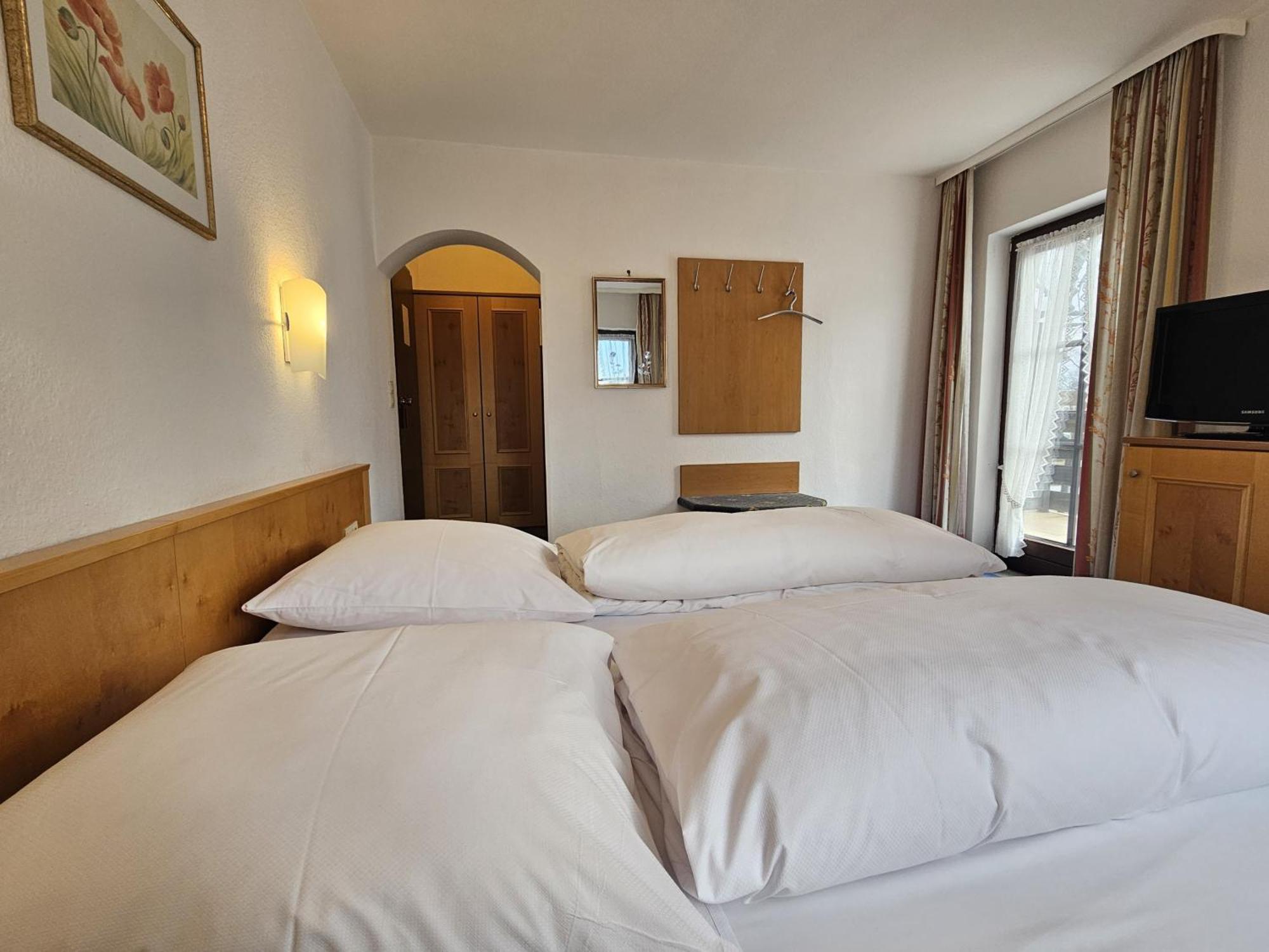 Arrivel Am Bergson - Bisher Hotel Neuner Мюнхен Экстерьер фото