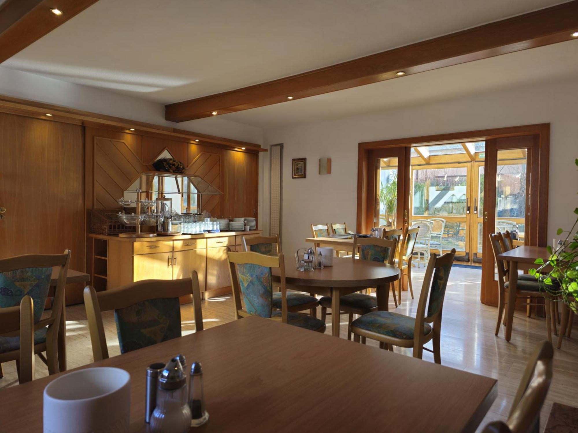 Arrivel Am Bergson - Bisher Hotel Neuner Мюнхен Экстерьер фото