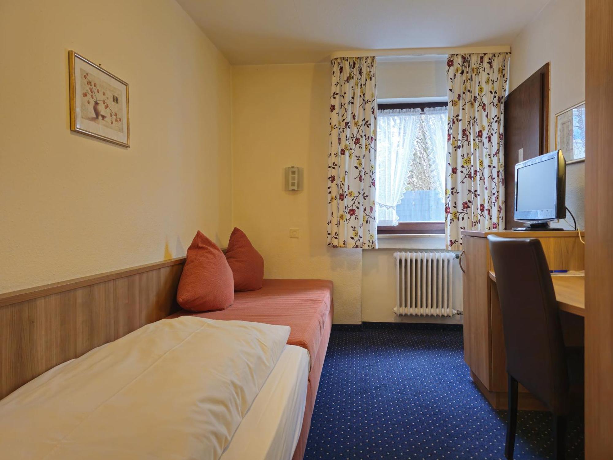 Arrivel Am Bergson - Bisher Hotel Neuner Мюнхен Экстерьер фото
