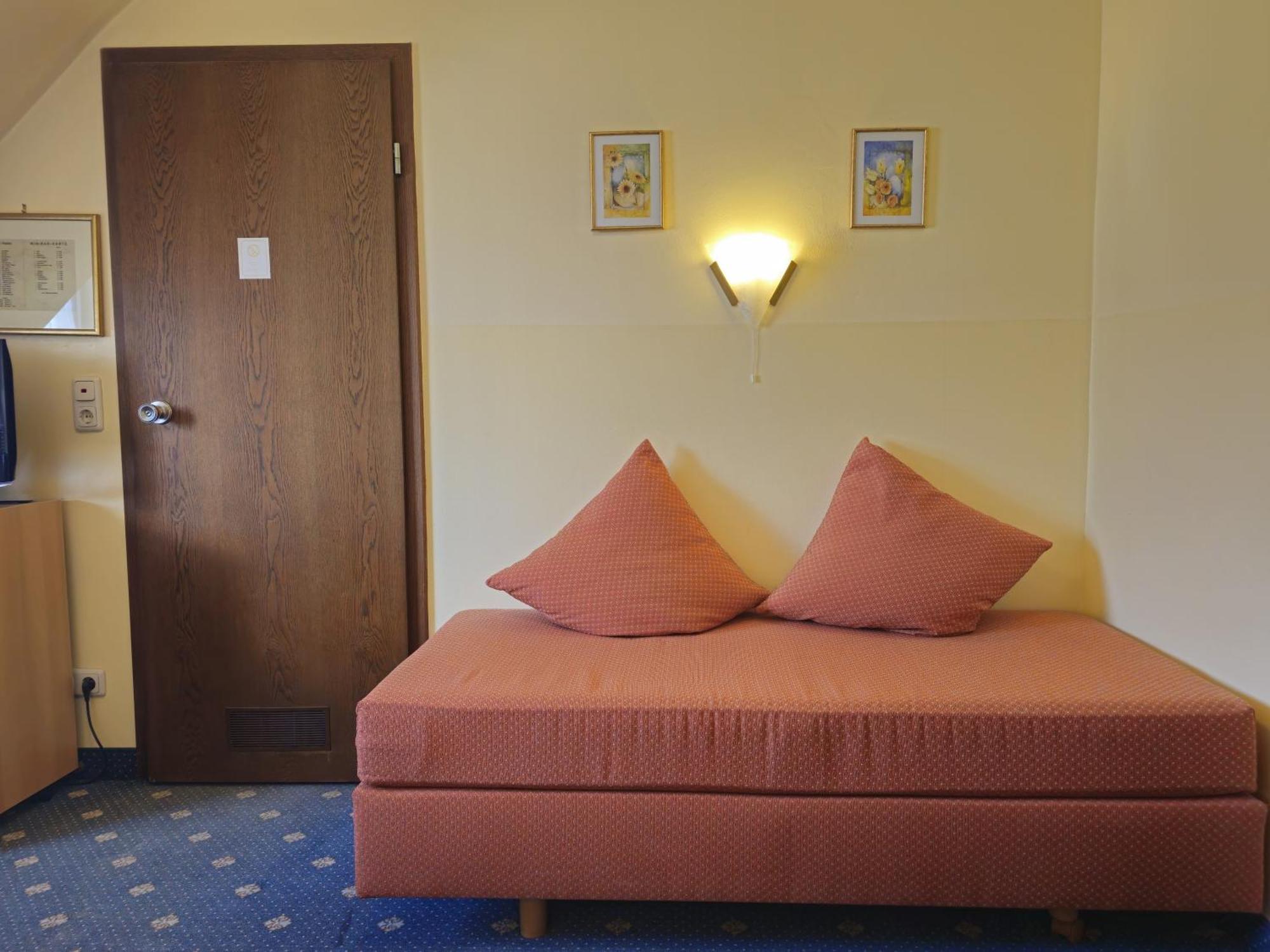 Arrivel Am Bergson - Bisher Hotel Neuner Мюнхен Экстерьер фото