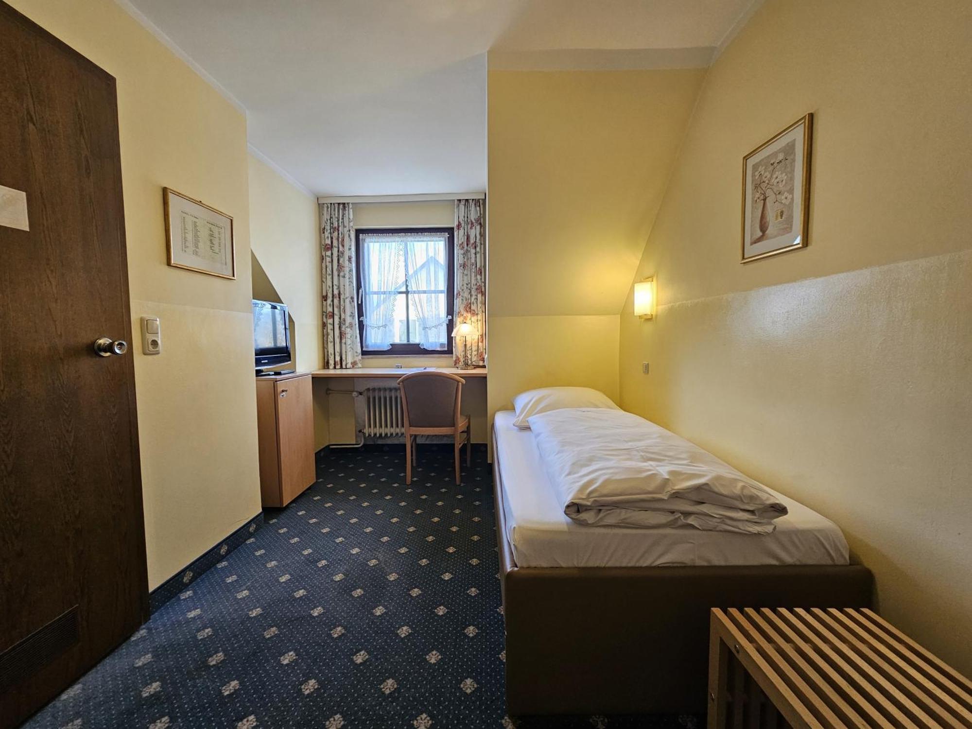 Arrivel Am Bergson - Bisher Hotel Neuner Мюнхен Экстерьер фото